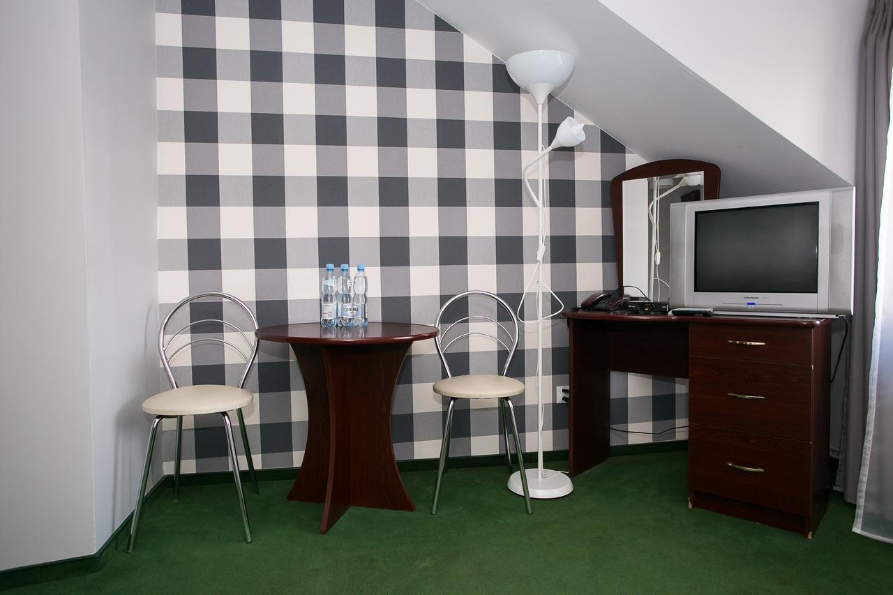 Labirynt Hotel Łomża Екстериор снимка