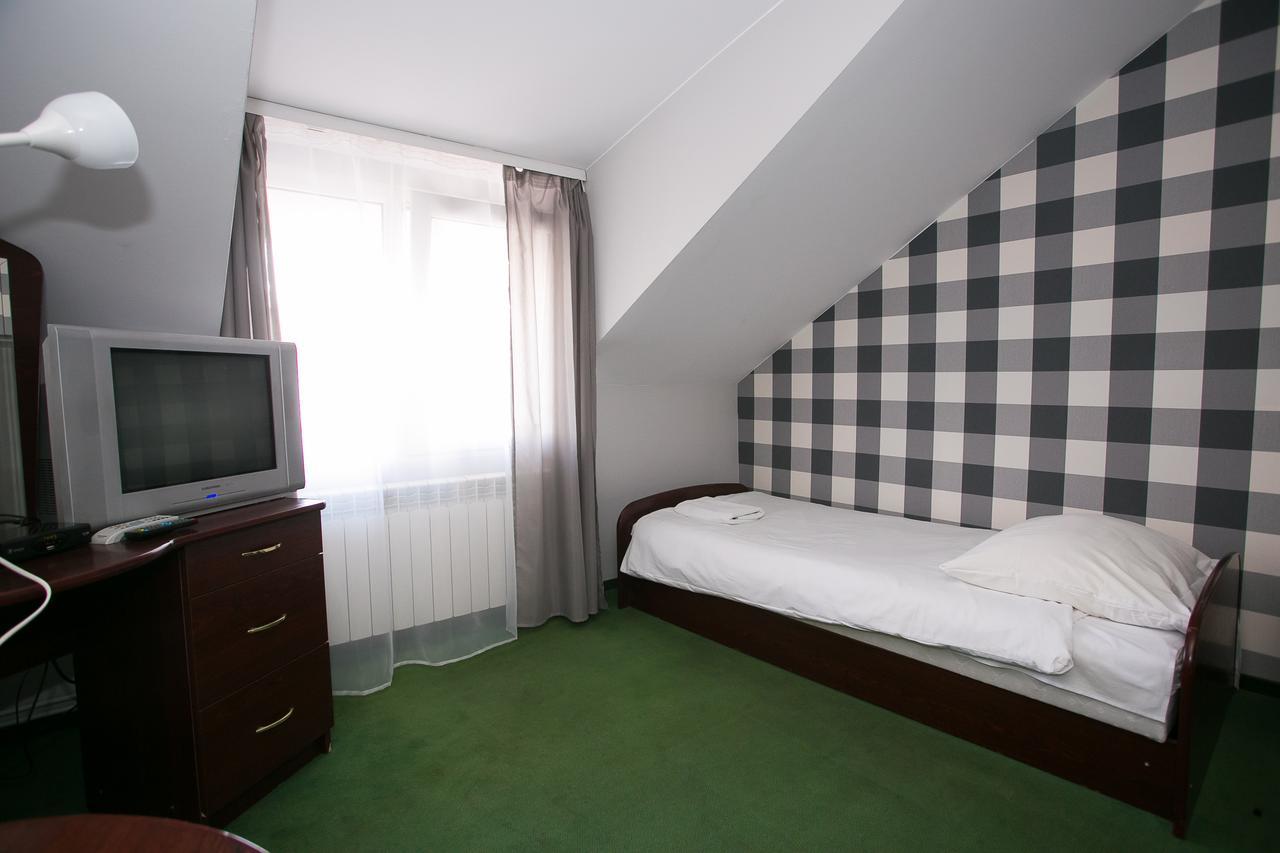 Labirynt Hotel Łomża Екстериор снимка