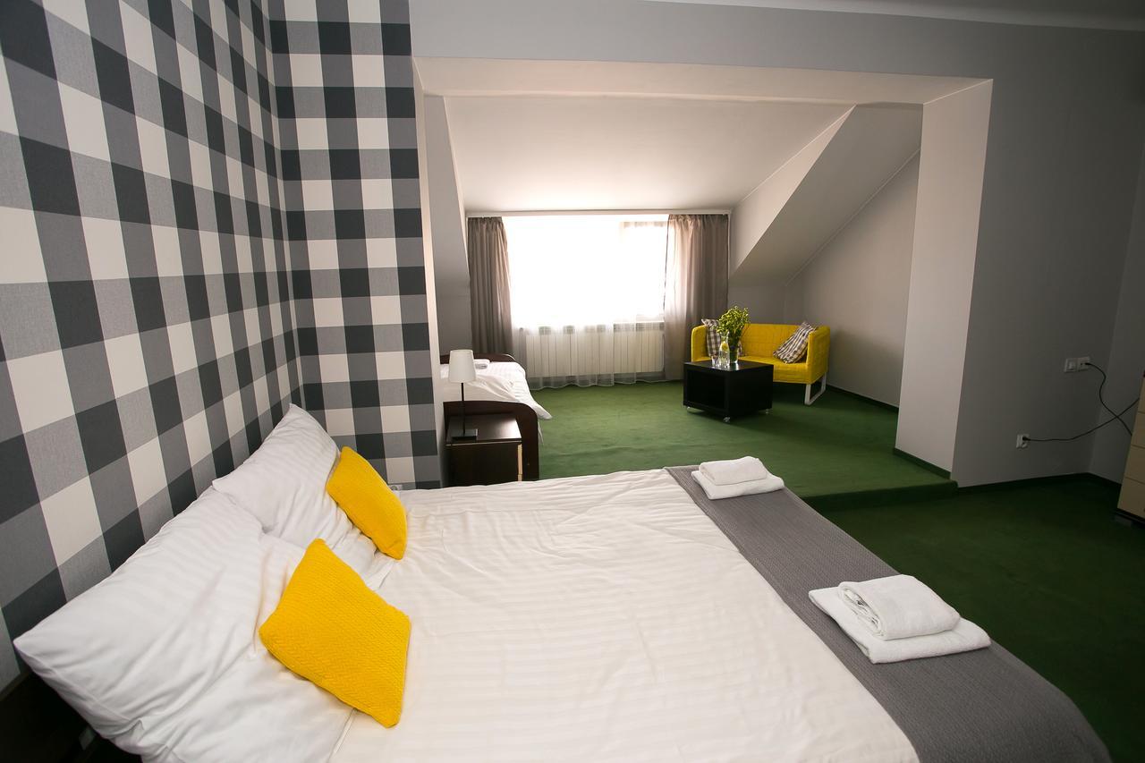 Labirynt Hotel Łomża Екстериор снимка