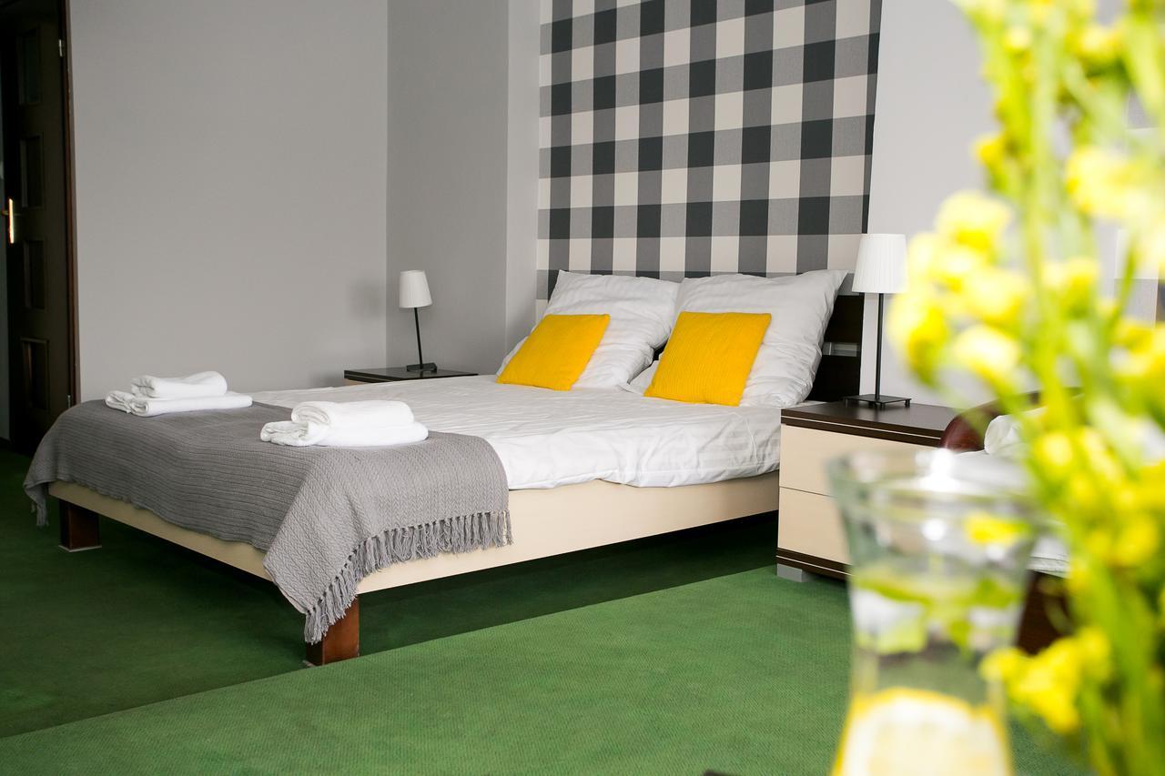 Labirynt Hotel Łomża Екстериор снимка